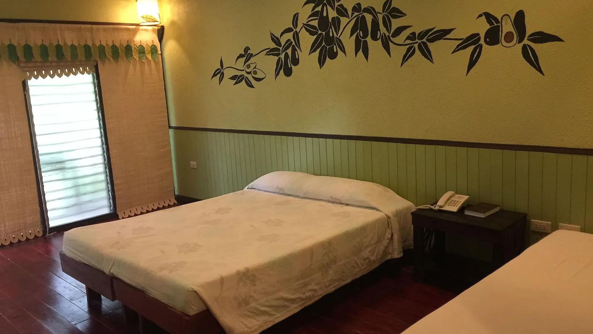 Bohol Bee Farm Hotel Панглао