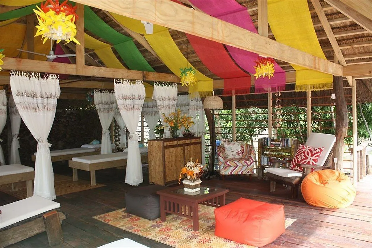 Bohol Bee Farm Hotel Панглао