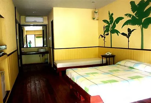 Bohol Bee Farm Hotel Панглао