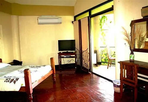 Bohol Bee Farm Hotel Панглао 3*,