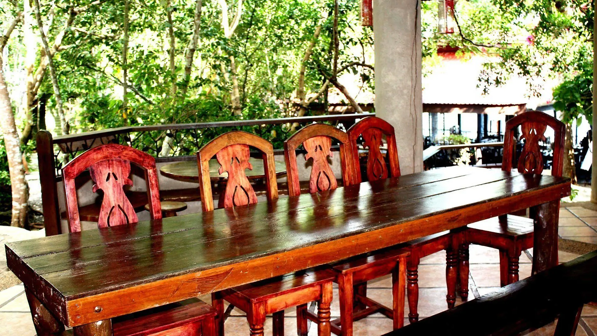 Bohol Bee Farm Hotel Панглао