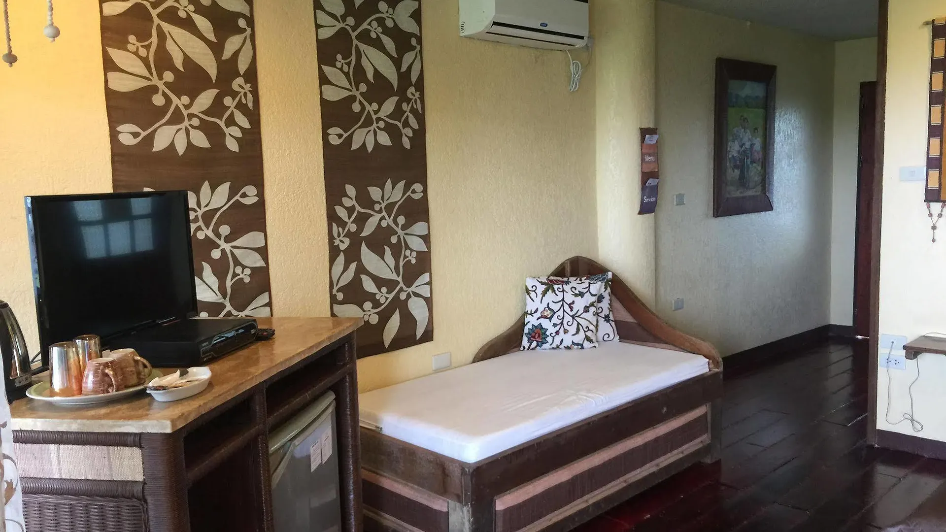 Bohol Bee Farm Hotel Панглао