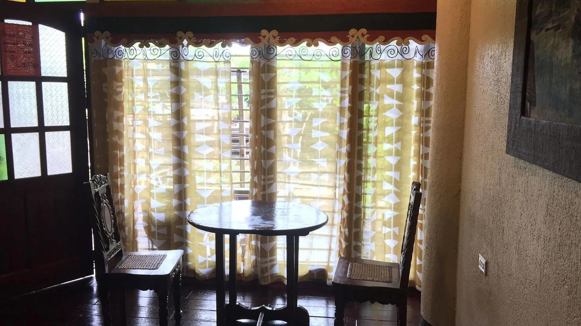 Bohol Bee Farm Hotel Панглао